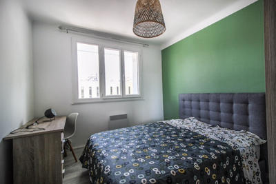 Appartement - 79 m² - 5 pièces