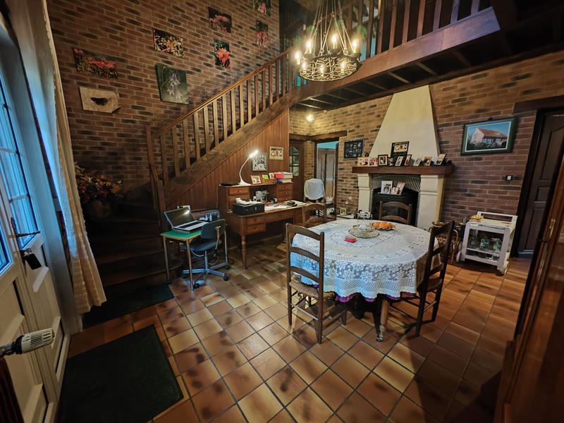 Maison - 180 m² - 7 pièces