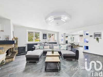 Maison - 253 m² - 10 pièces