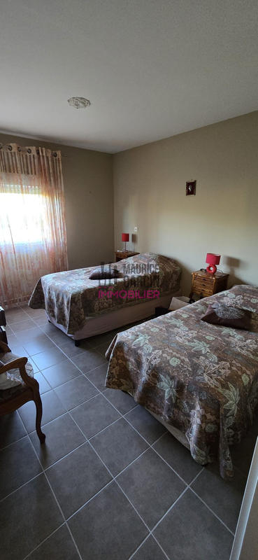 Appartement - 92 m² - 4 pièces