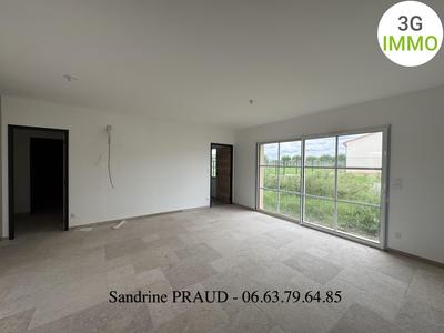 Maison - 104 m² - 5 pièces