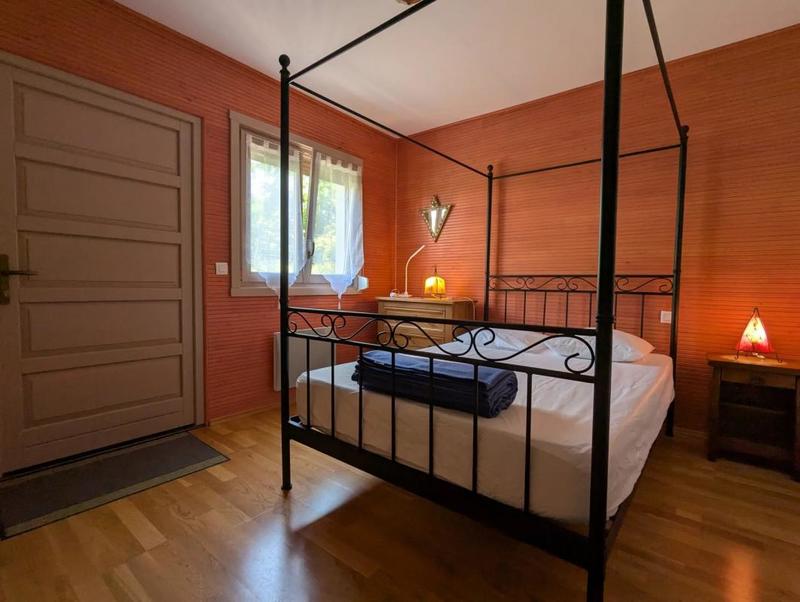 Villa - 167 m² - 9 pièces