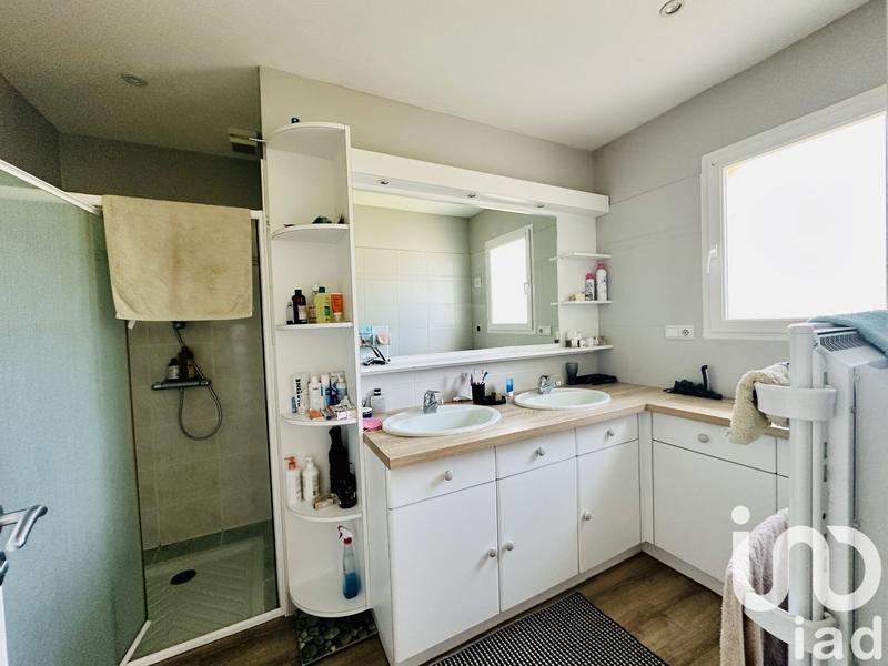 Maison - 181 m² - 6 pièces