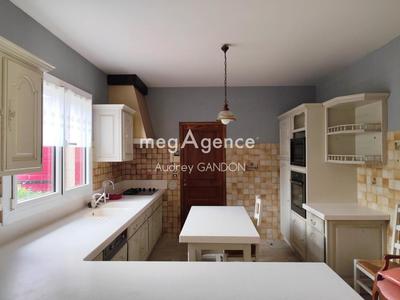 Villa - 174 m² - 7 pièces