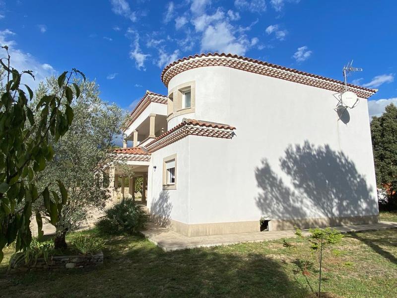 Villa - 180 m² - 6 pièces
