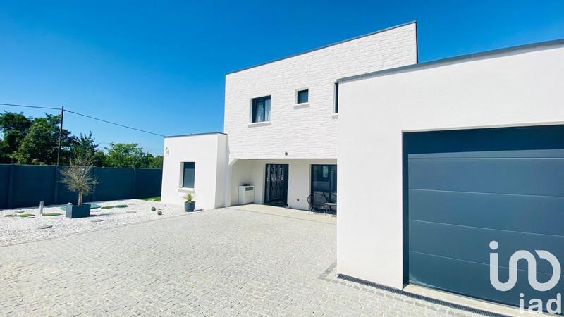 Maison - 190 m² - 8 pièces