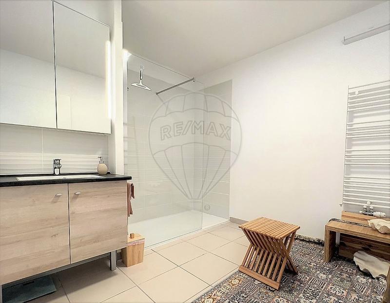 Appartement - 95 m² - 4 pièces