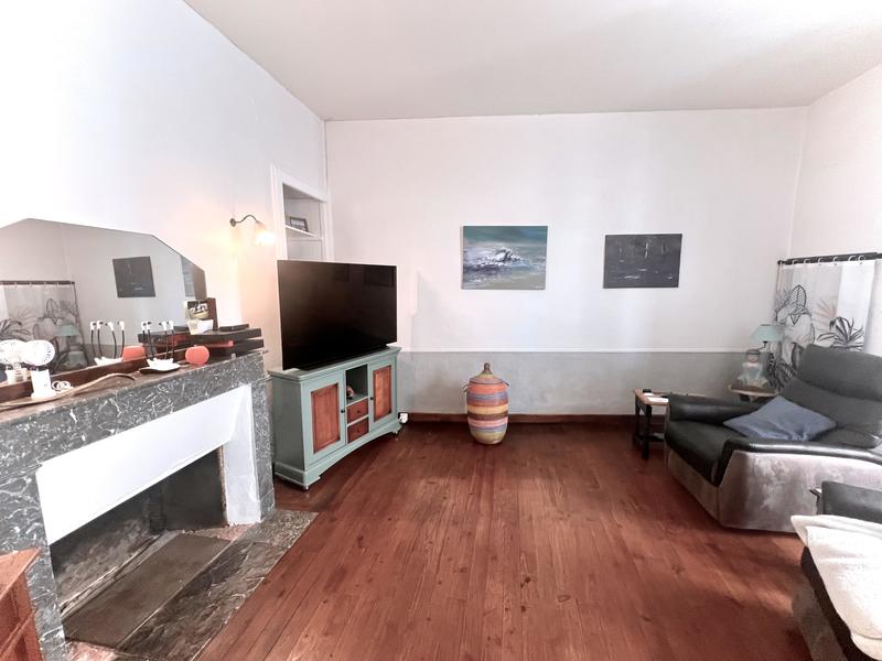 Maison jumelée - 240 m² - 11 pièces