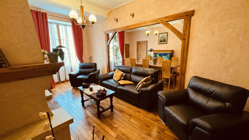 Maison de village - 215 m² - 8 pièces