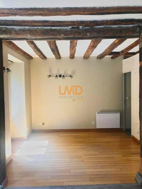 Propriété - 234 m² - 9 pièces