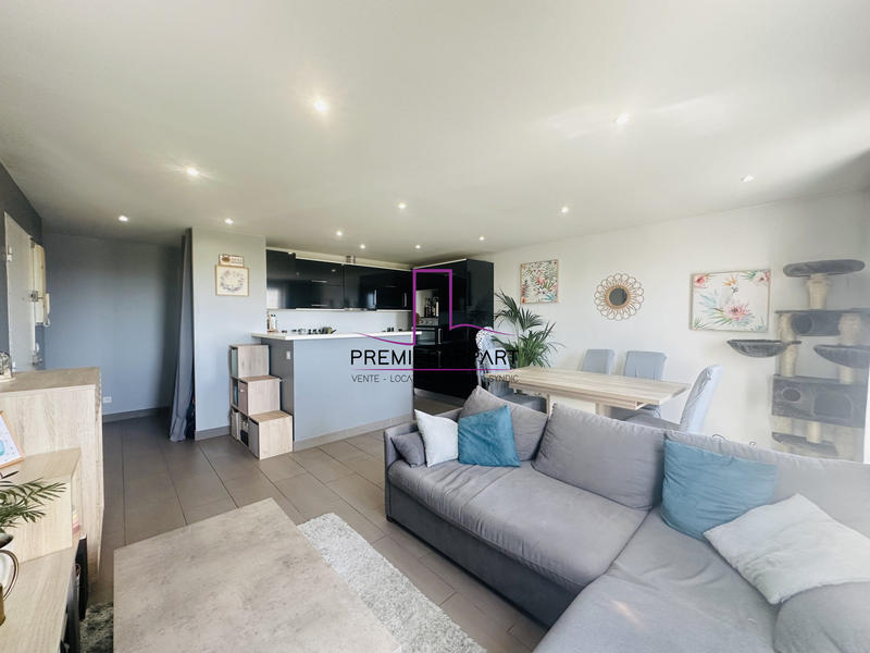 Appartement - 64 m² - 3 pièces