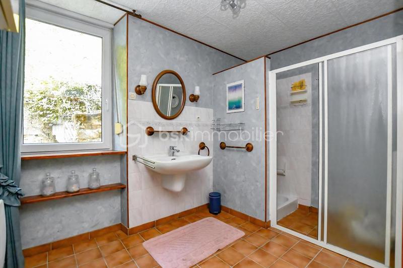 Maison - 160 m² - 7 pièces