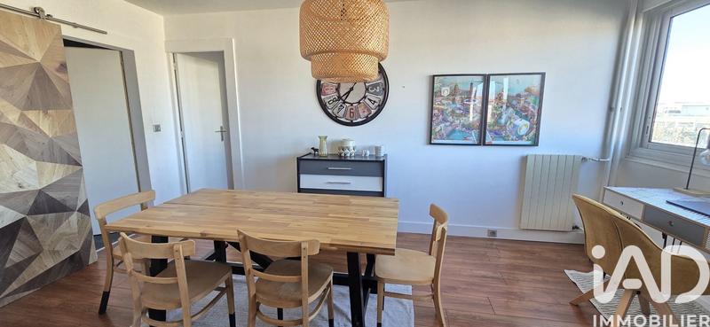 Appartement - 93 m² - 4 pièces