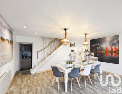 Maison - 84 m² - 4 pièces