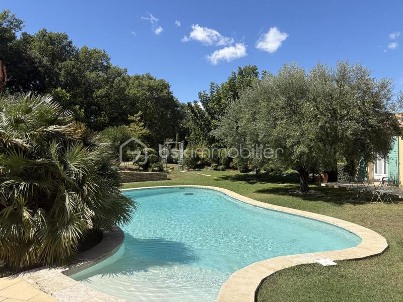 Villa - 196 m² - 7 pièces