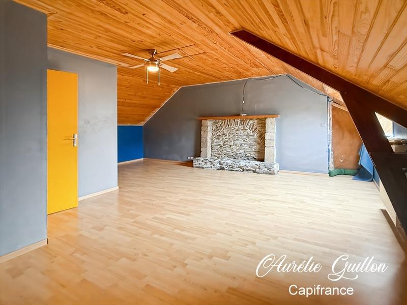 Maison - 181 m² - 7 pièces