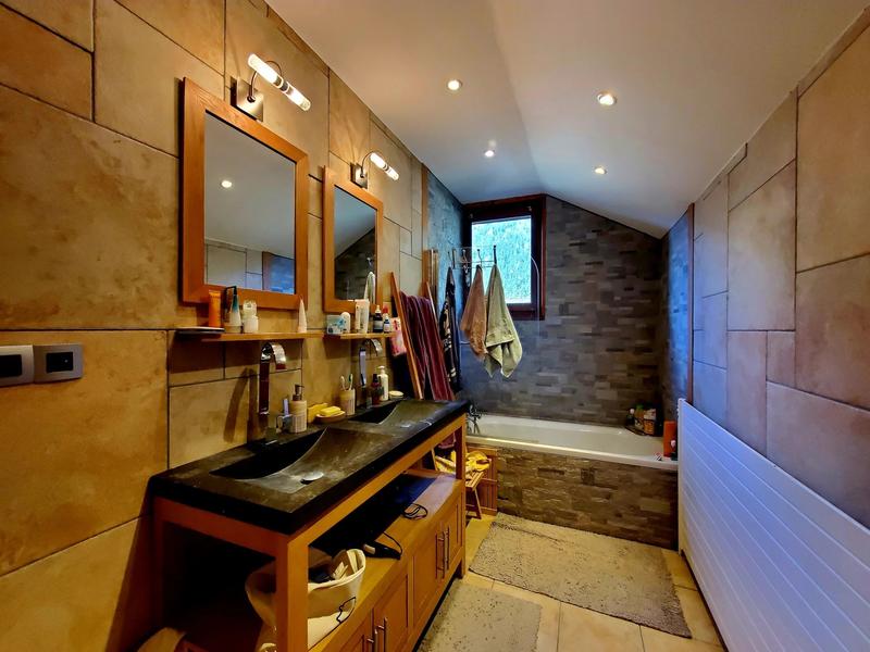 Châlet - 170 m² - 5 pièces