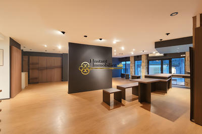 Local d'activités - 176 m²