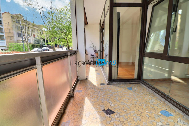 Appartement - 74 m² - 3 pièces