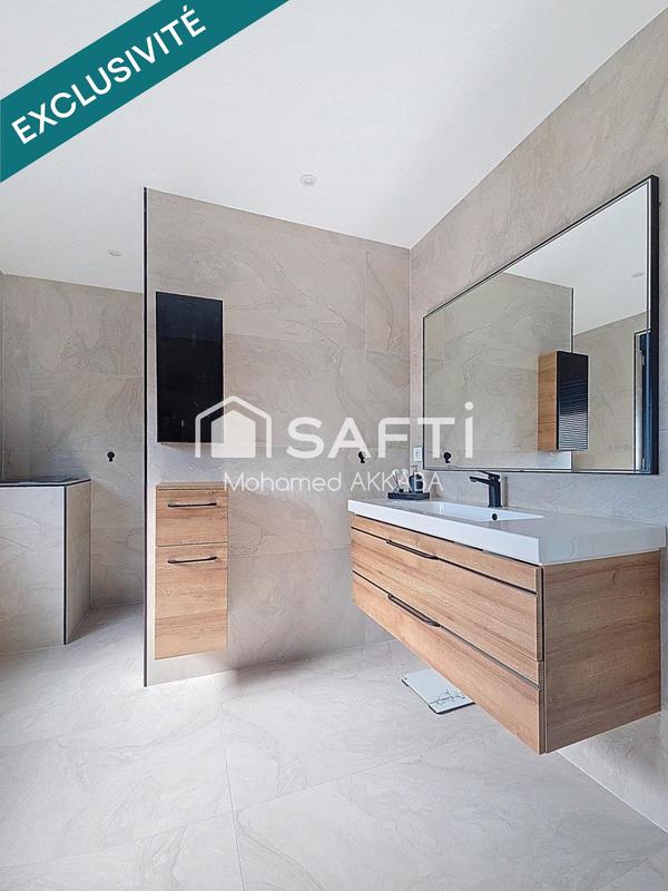 Maison - 180 m² - 7 pièces