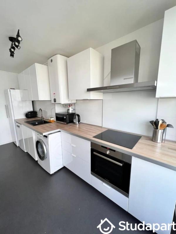 Chambre - 9 m² - 1 pièce