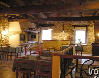 Local commercial - 225 m²