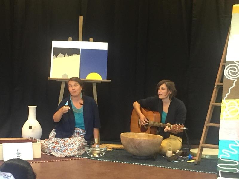 La saison théâtrale (jeunesse) : "Contes fleuris pour petites oreilles à butiner"