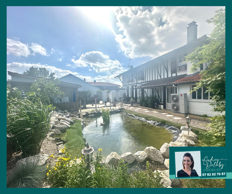 Maison - 203 m² - 8 pièces