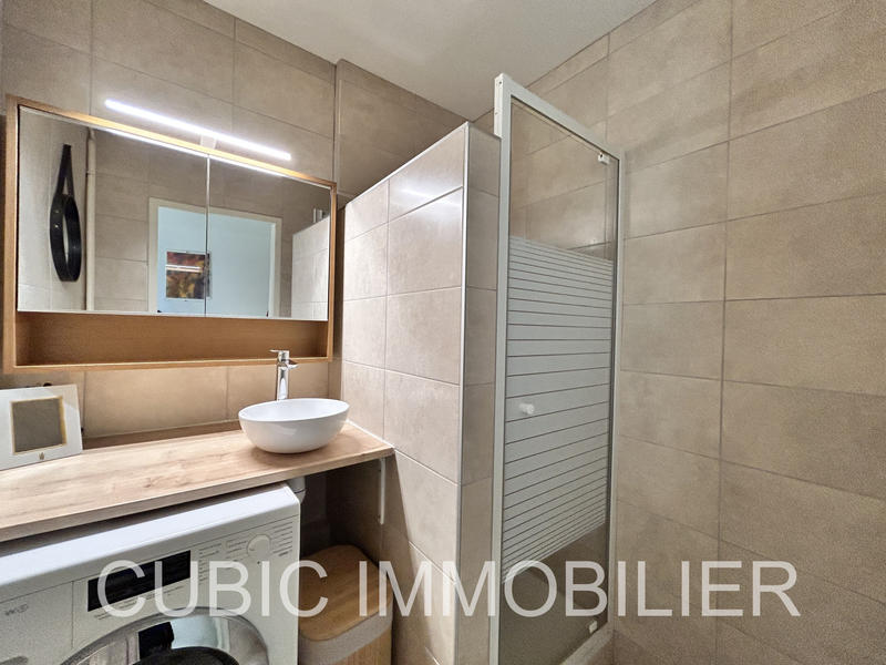 Appartement - 93 m² - 4 pièces