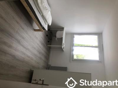 Chambre - 10 m² - 1 pièce