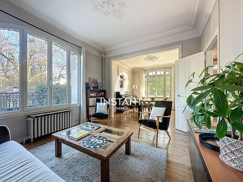 Maison - 190 m² - 8 pièces