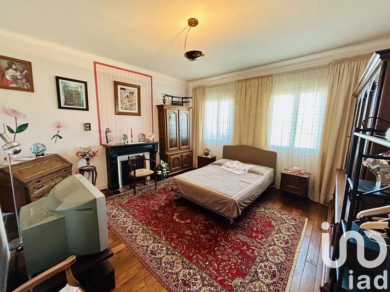 Château - 330 m² - 10 pièces