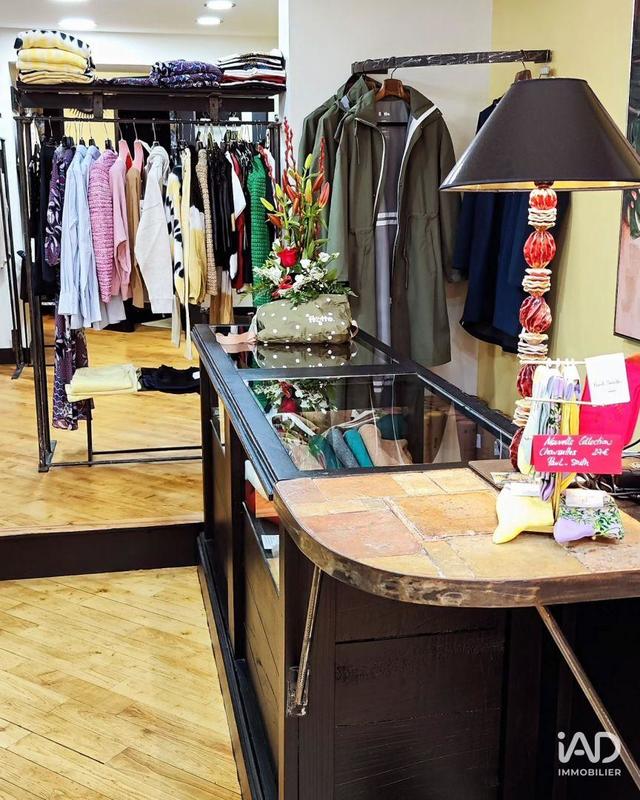 Local commercial - 110 m²