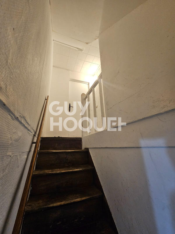 Immeuble - 155 m² - 9 pièces