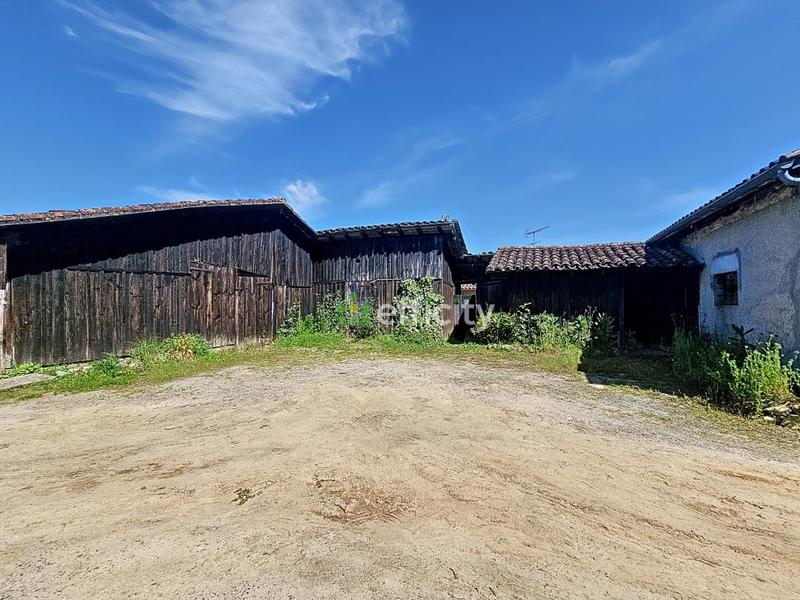 Maison - 163 m² - 9 pièces