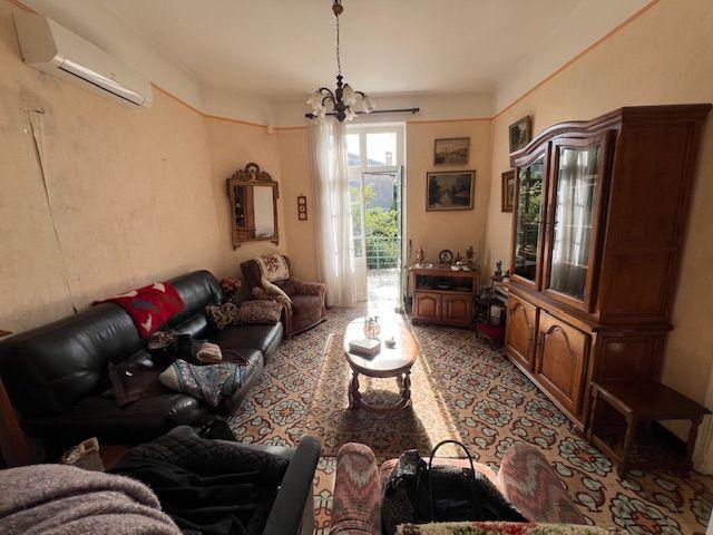 Maison - 104 m² - 4 pièces