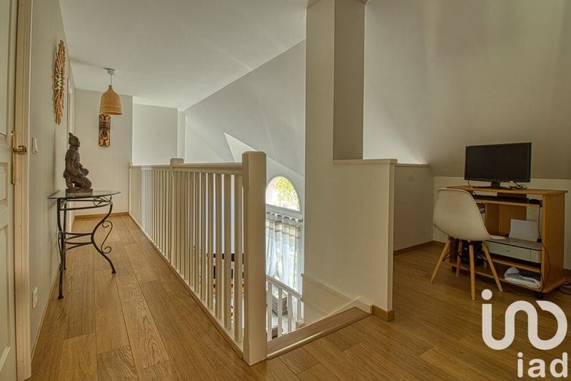 Maison - 142 m² - 6 pièces