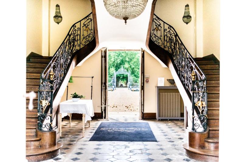 Château - 1 535 m² - 36 pièces