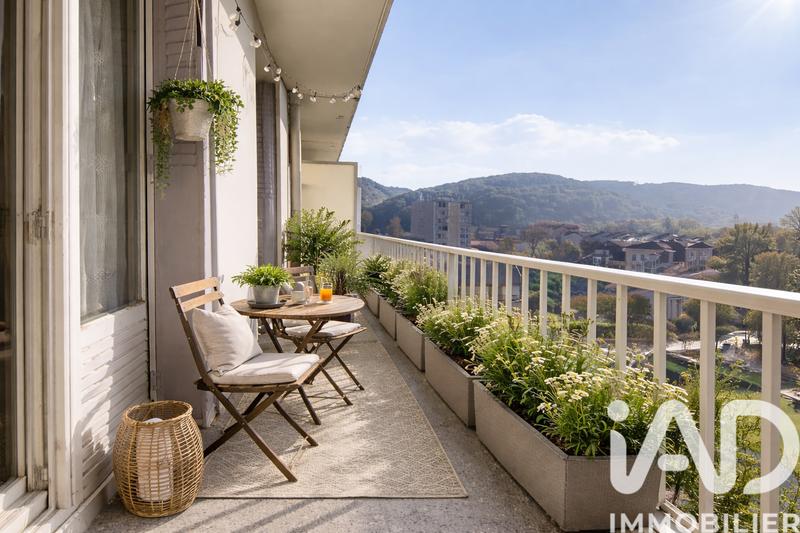 Appartement - 65 m² - 3 pièces