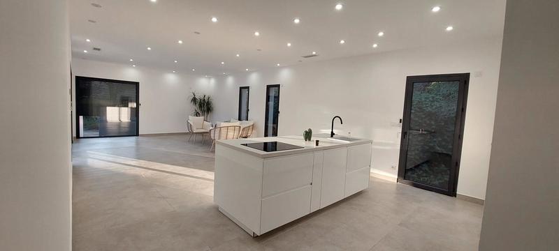 Villa - 175 m² - 6 pièces