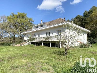 Maison de campagne - 219 m² - 7 pièces