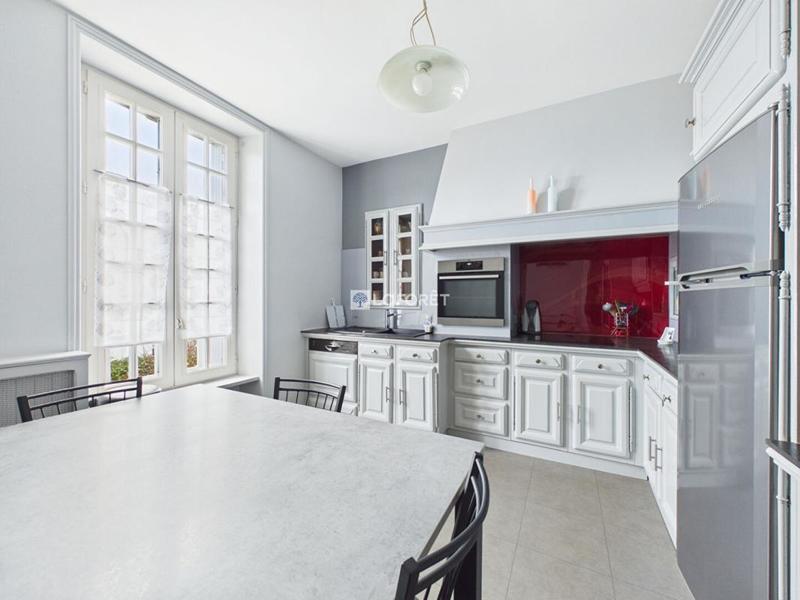 Maison - 145 m² - 6 pièces