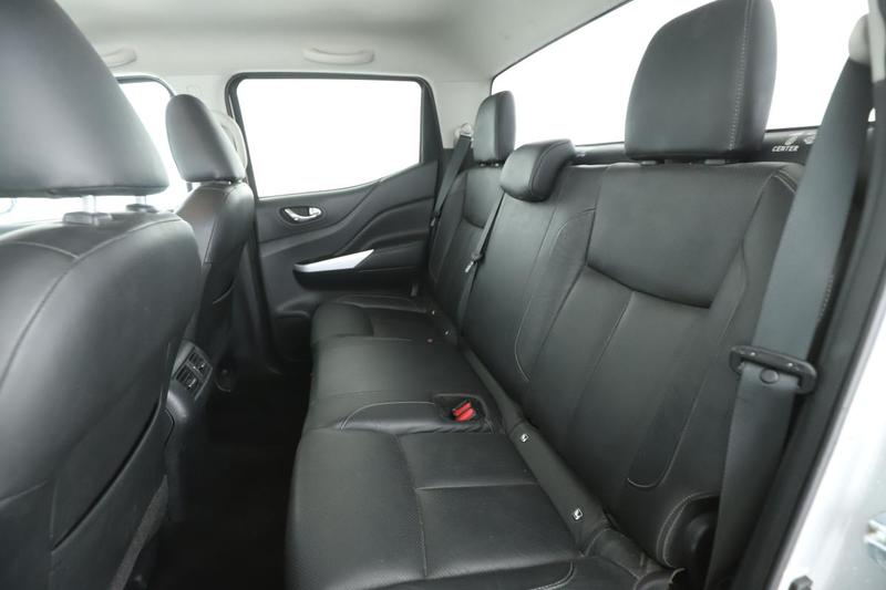 Nissan Navara Double-Cab 2.3 dCi Tekna Bva7 190 ch