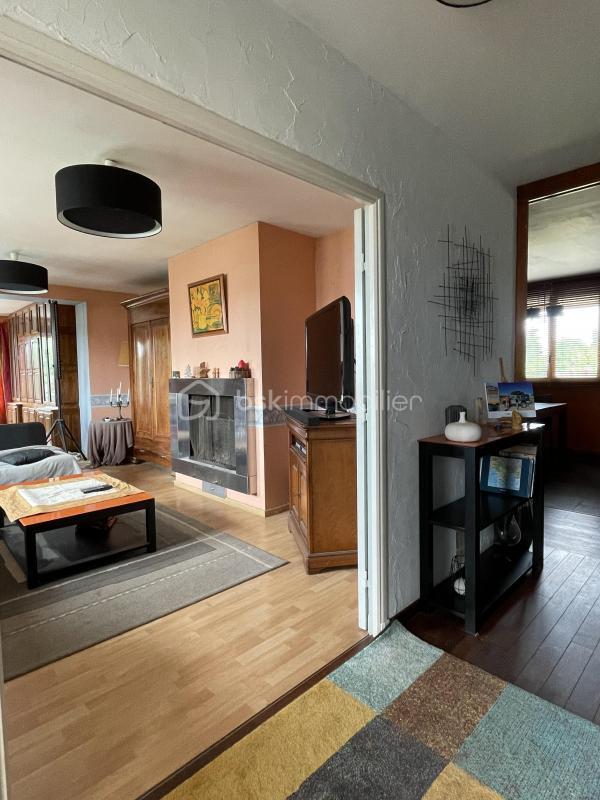 Maison traditionnelle - 175 m² - 6 pièces