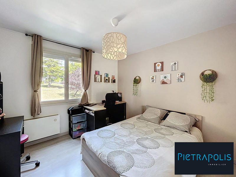 Appartement - 104 m² - 5 pièces