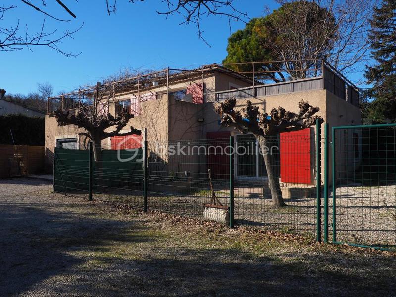 Maison traditionnelle - 165 m² - 6 pièces