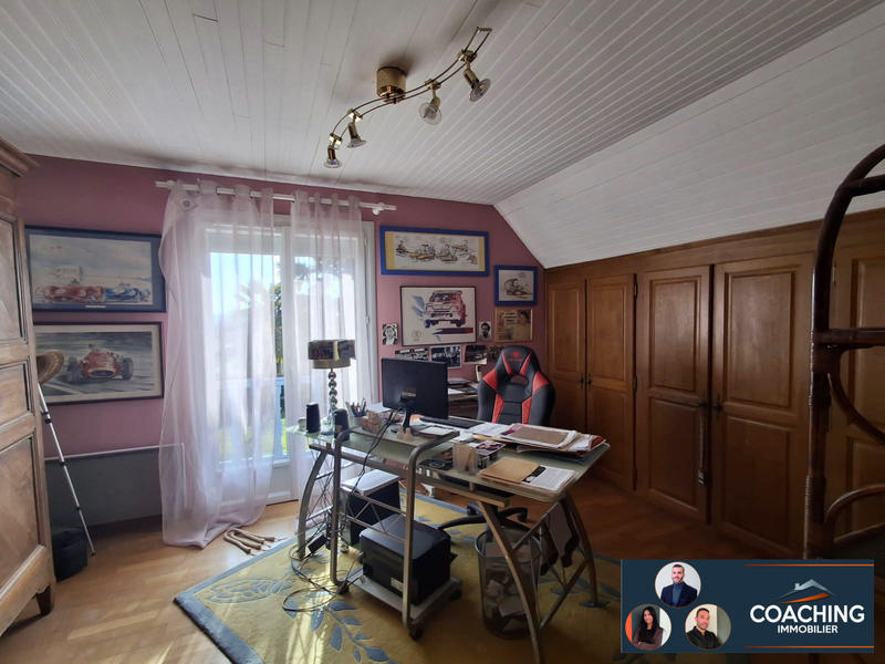 Villa - 168 m² - 8 pièces