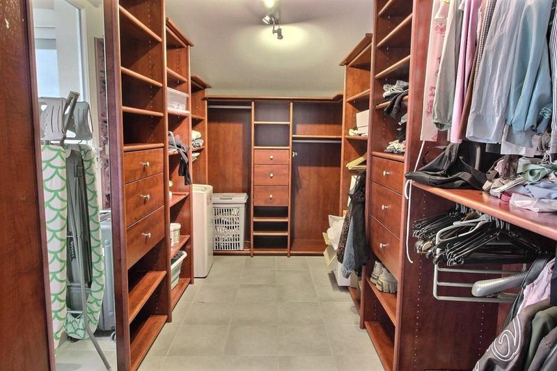 Appartement - 99 m² - 4 pièces