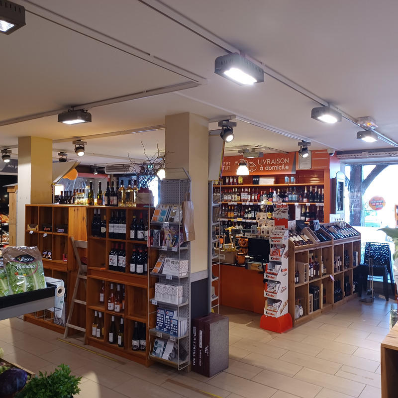 Fonds de commerce - 411 m²