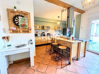 Maison - 135 m² - 6 pièces